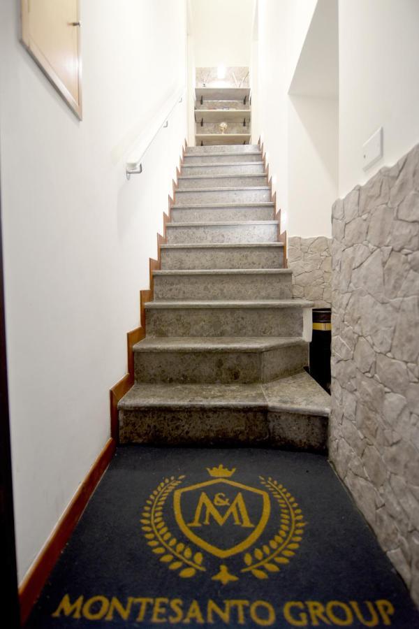 Montesantogroup Amalfi Room Naples Exterior photo