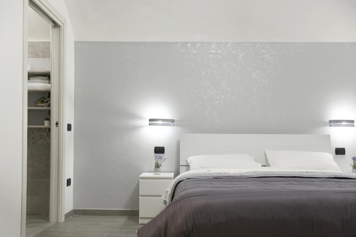 Montesantogroup Amalfi Room Naples Exterior photo