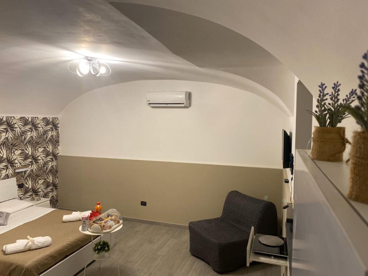 Montesantogroup Amalfi Room Naples Exterior photo